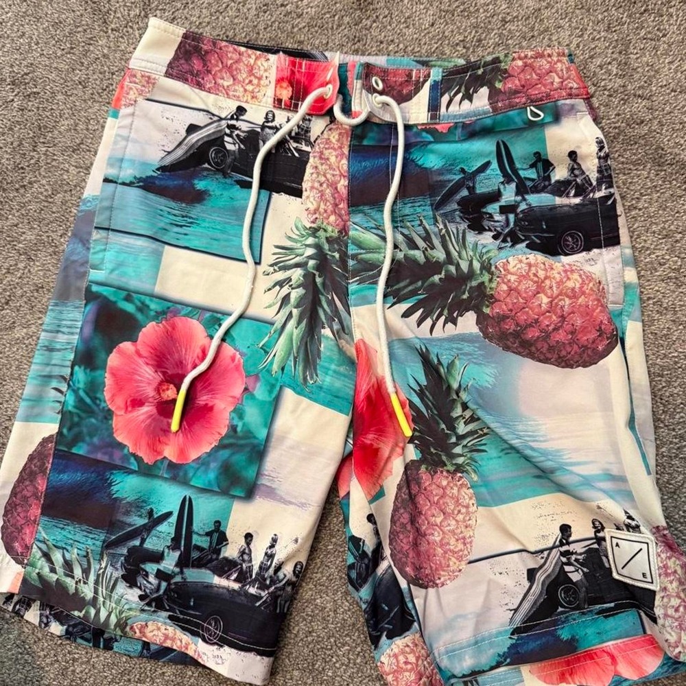 Men's American Eagle XS-Small Swim Trunks Hawaiian Beach Shorts